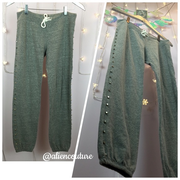 2-Piece Monrow Studded Tee & Jogger Set - Picture 8 of 8